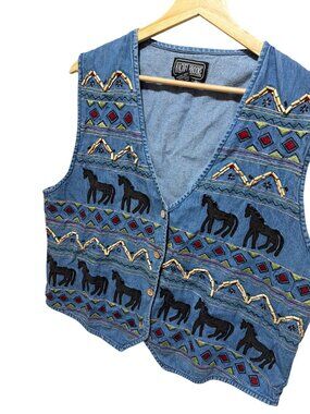 Rachel Brooke Womens XL Denim Vest Embroidered Horse Pattern Beaded Trim Made In